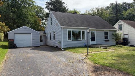1632 Edmeyer Avenue NW Canton OH 44708