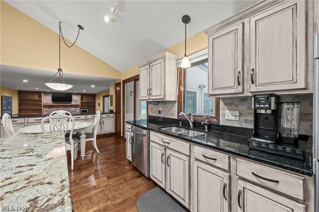 5062 Lansdowne Drive Solon OH 44139