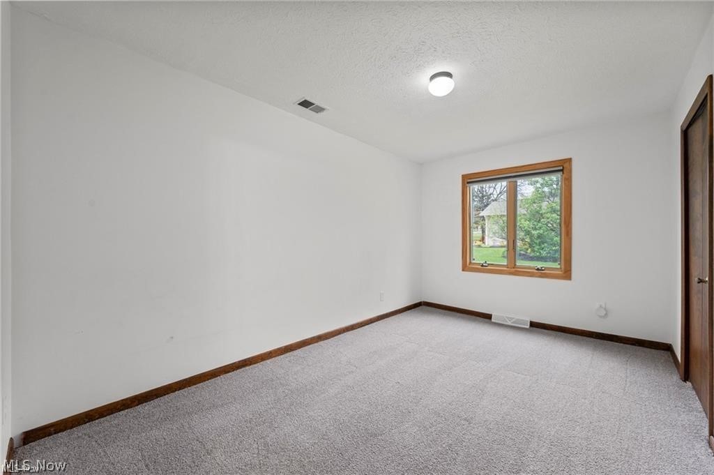 5062 Lansdowne Drive Solon OH 44139