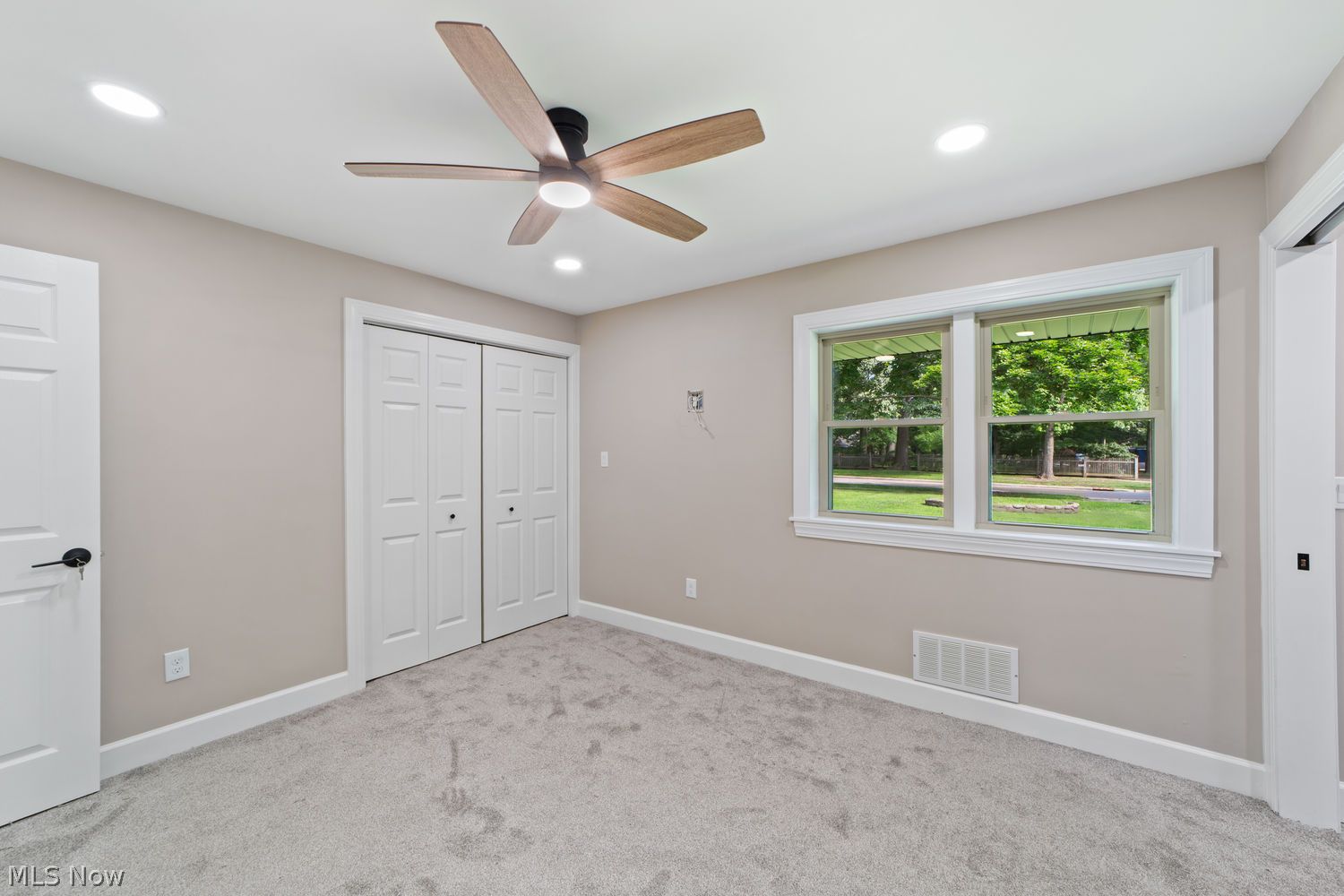 10920 Lake Shore Boulevard Bratenahl OH 44108