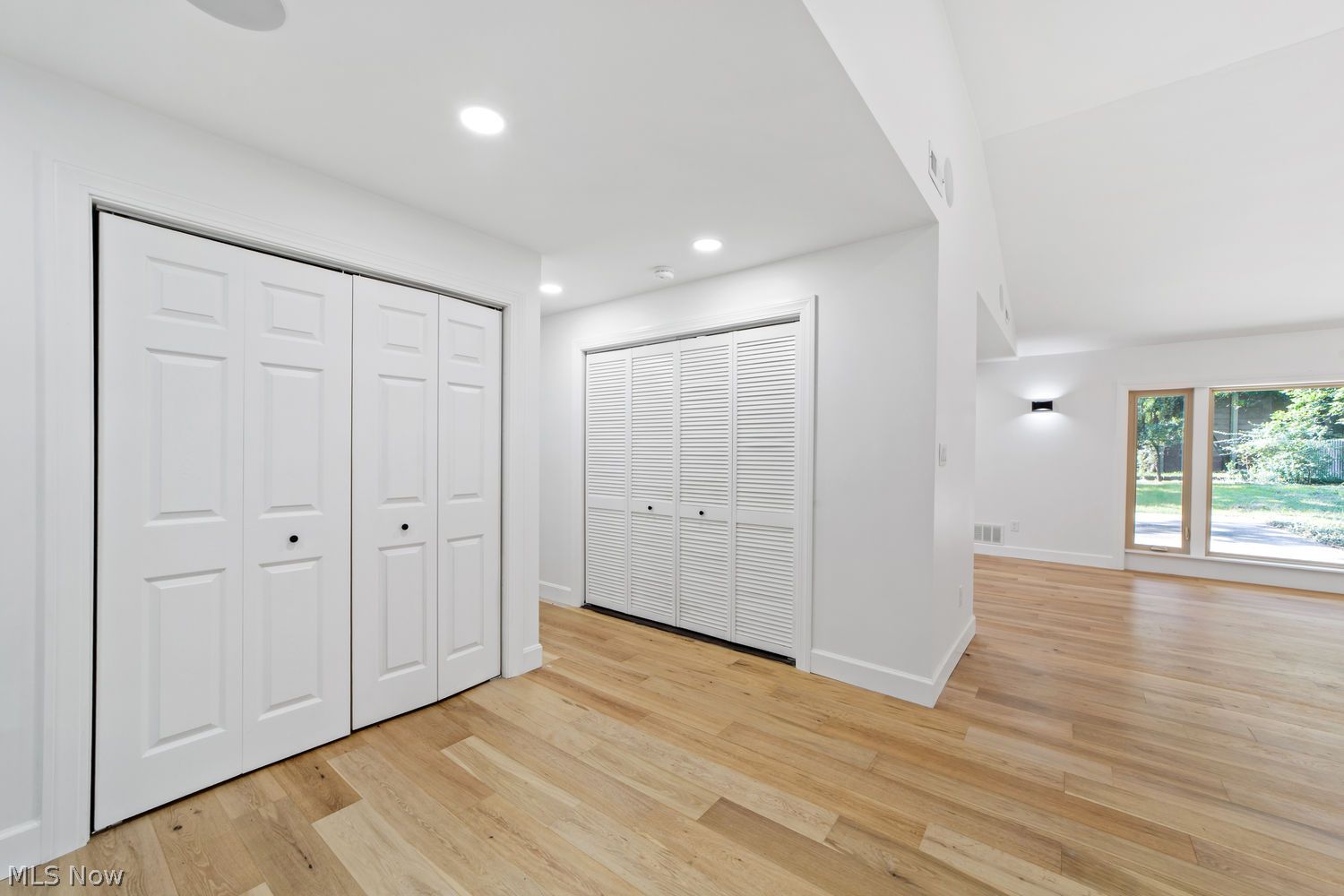 10920 Lake Shore Boulevard Bratenahl OH 44108