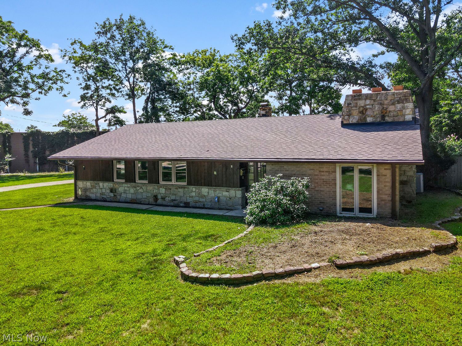 10920 Lake Shore Boulevard Bratenahl OH 44108