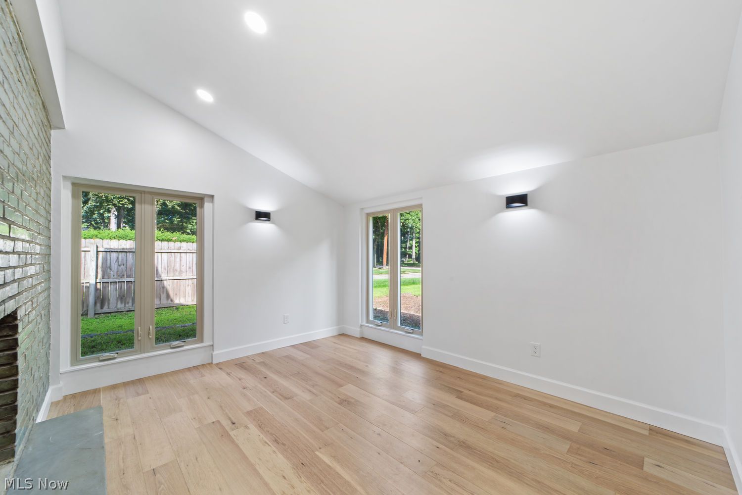 10920 Lake Shore Boulevard Bratenahl OH 44108