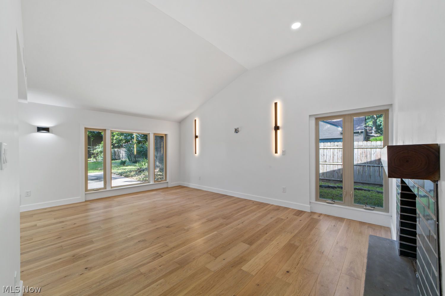 10920 Lake Shore Boulevard Bratenahl OH 44108