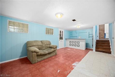 6211 Zehman Drive Brook Park OH 44142