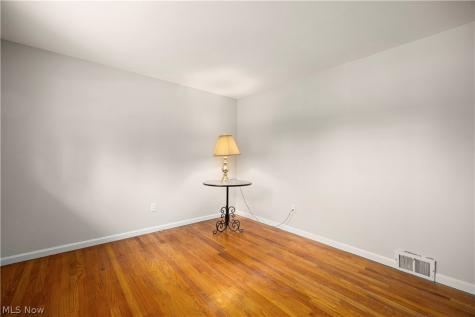 6211 Zehman Drive Brook Park OH 44142