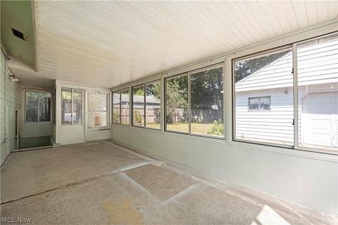 6211 Zehman Drive Brook Park OH 44142