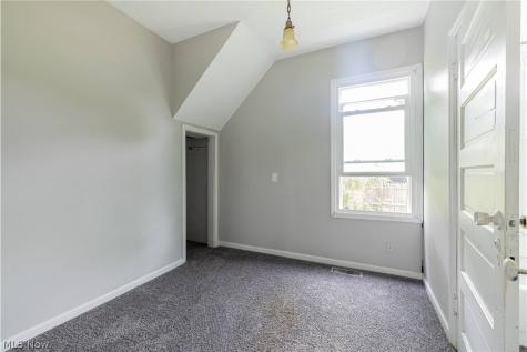 974 Chestnut Street Grafton OH 44044