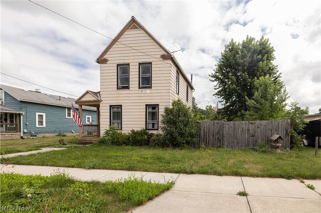 974 Chestnut Street Grafton OH 44044