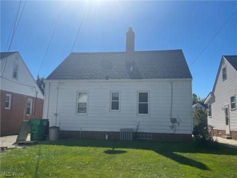 403 E 323rd Street Willowick OH 44095