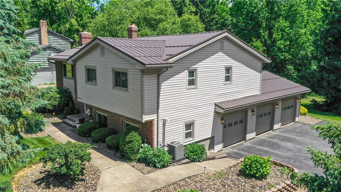 11836 Kenyon Drive Hiram OH 44234