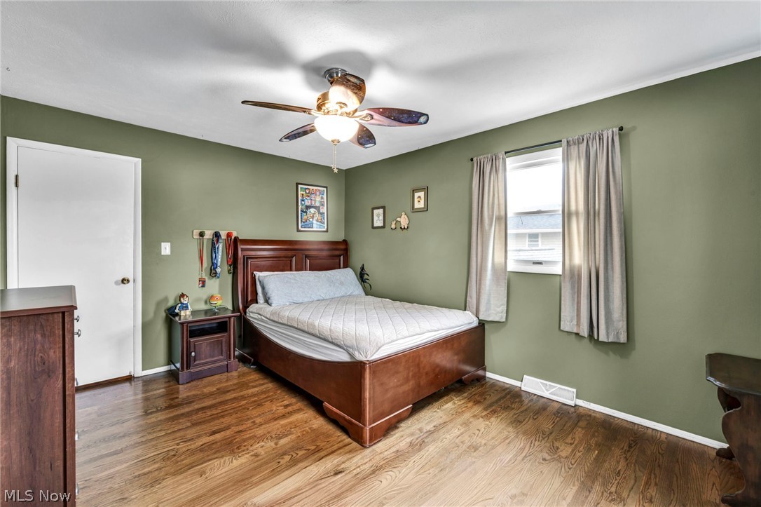 5862 Gareau Drive North Olmsted OH 44070