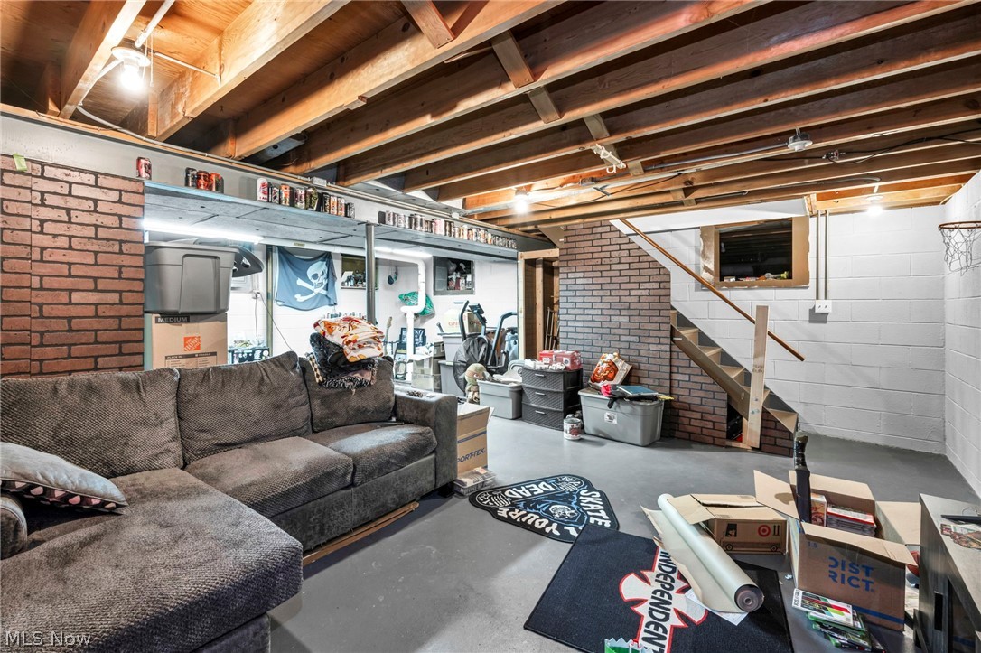 5862 Gareau Drive North Olmsted OH 44070