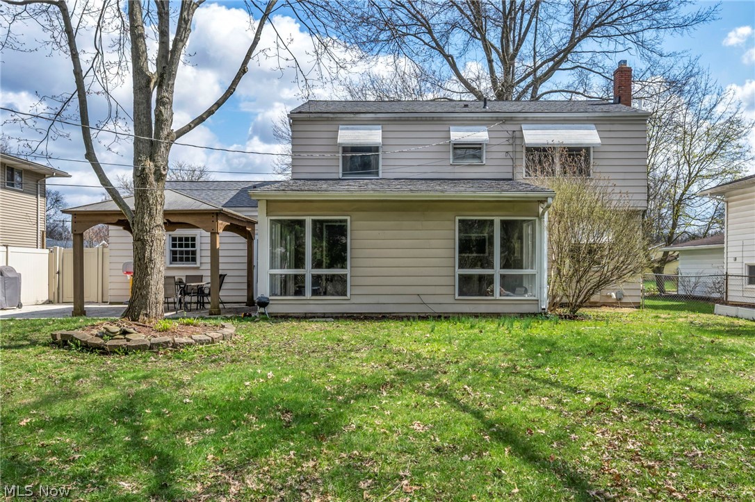 5862 Gareau Drive North Olmsted OH 44070