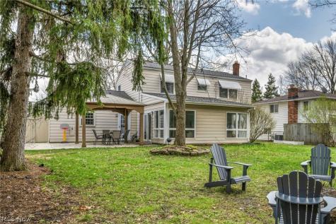 5862 Gareau Drive North Olmsted OH 44070