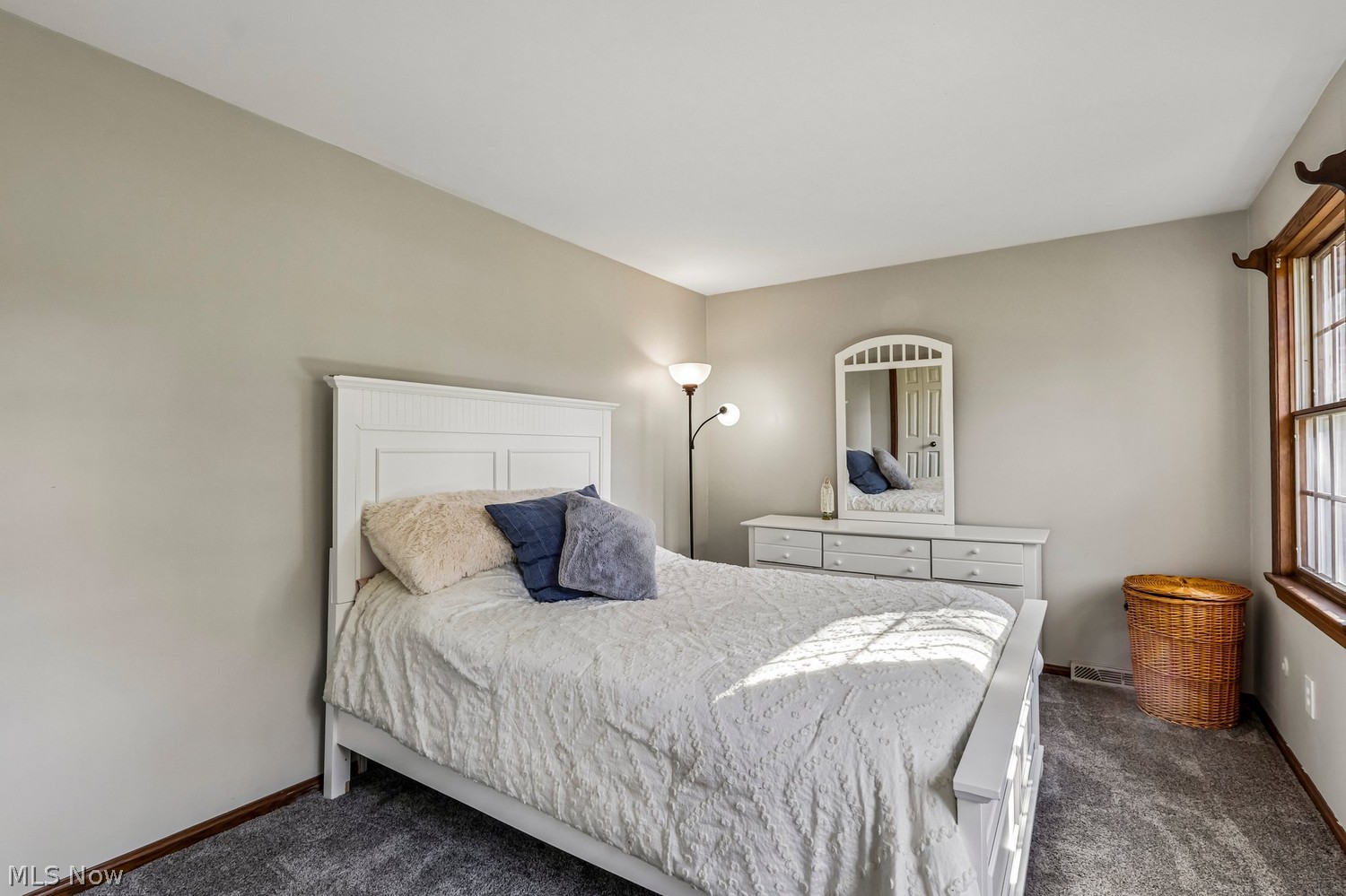 1942 W Edgerton Road Broadview Heights OH 44147