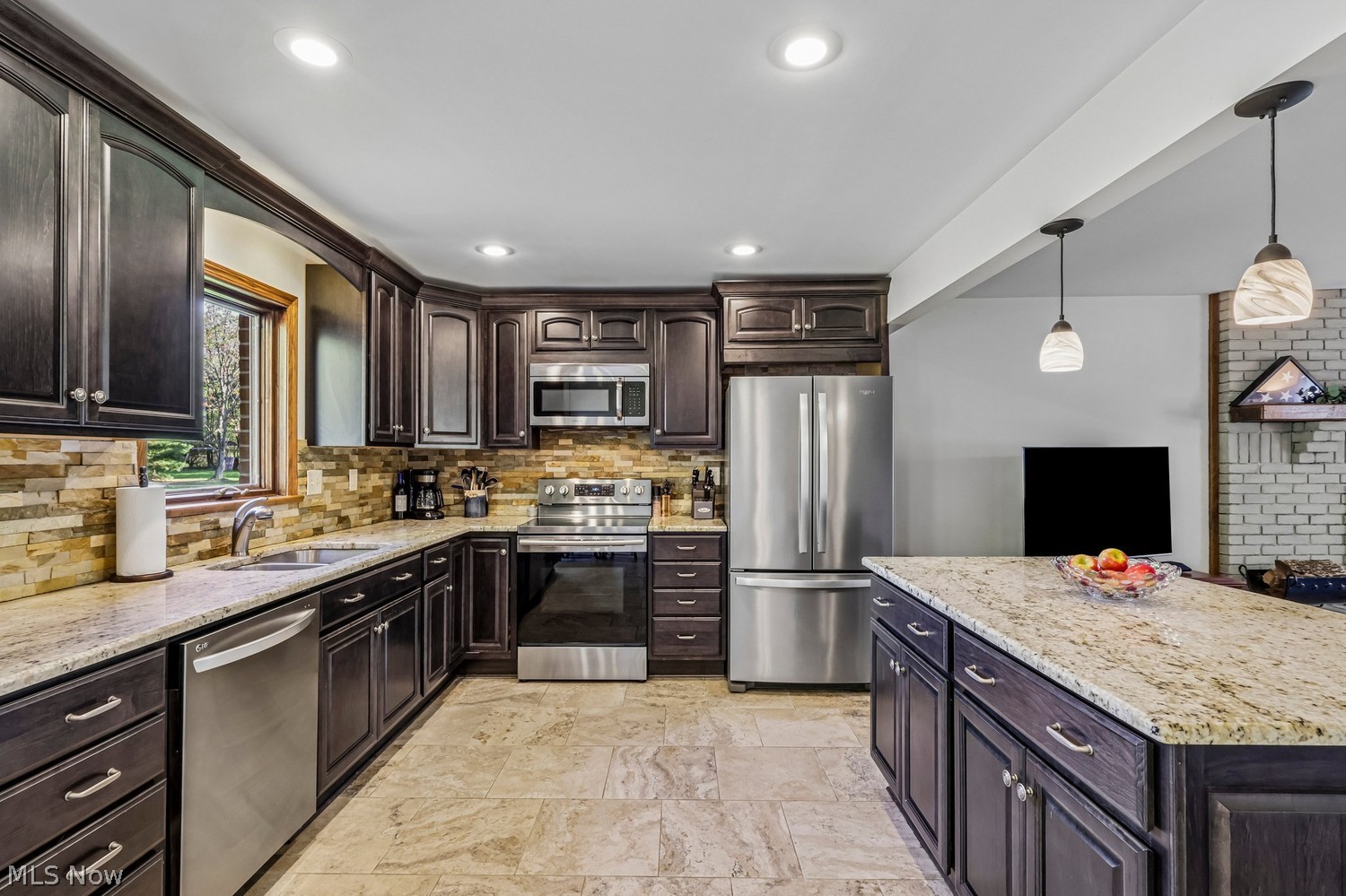 1942 W Edgerton Road Broadview Heights OH 44147