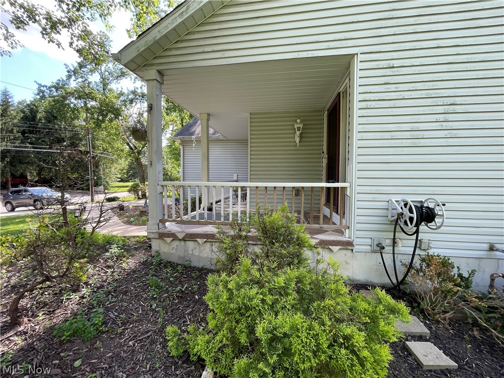 8603 Murray Road Valley View OH 44125