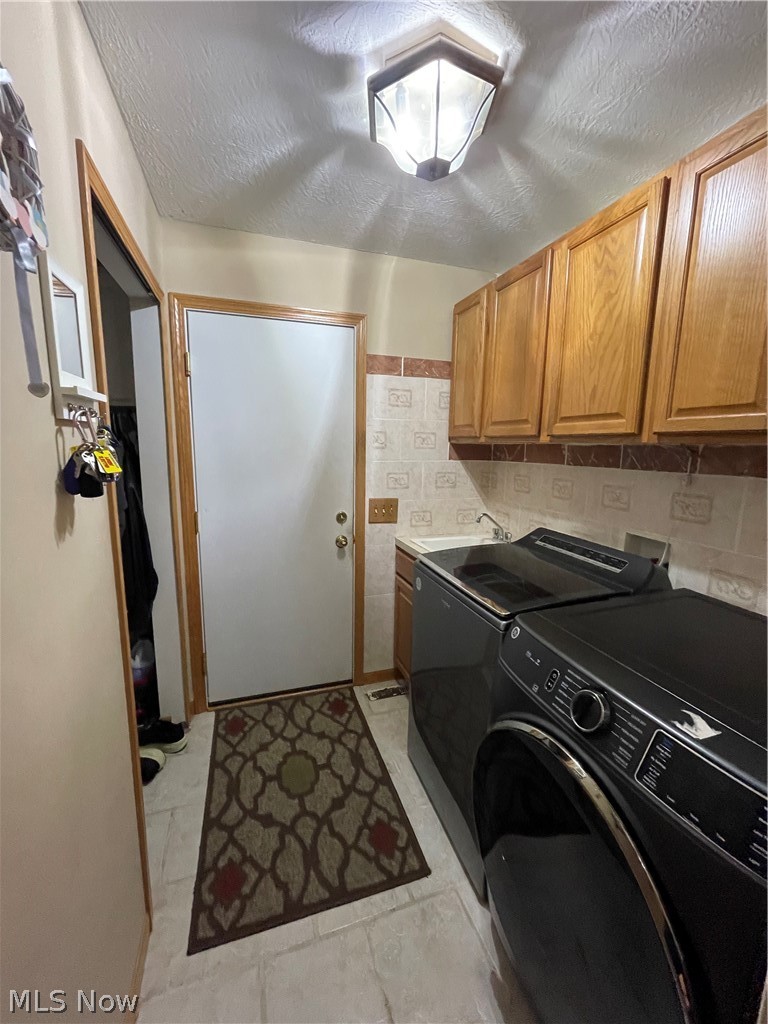 8603 Murray Road Valley View OH 44125