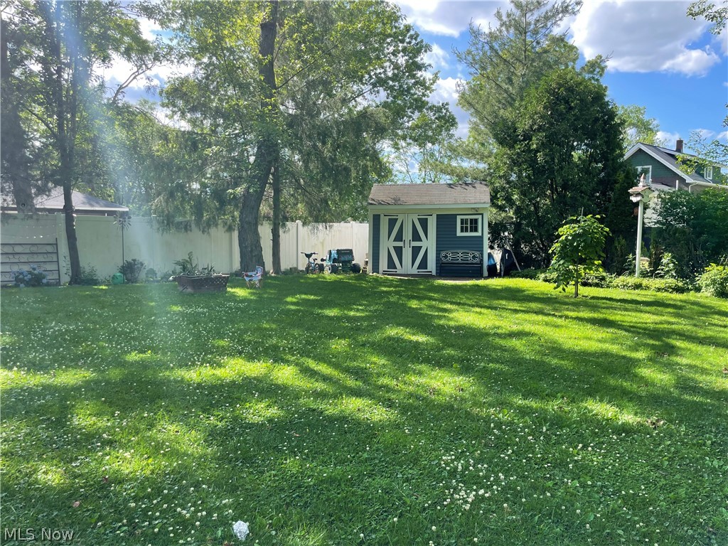 8603 Murray Road Valley View OH 44125