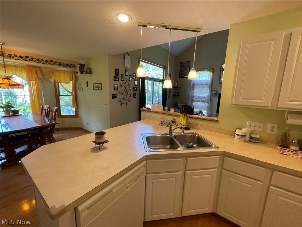8603 Murray Road Valley View OH 44125