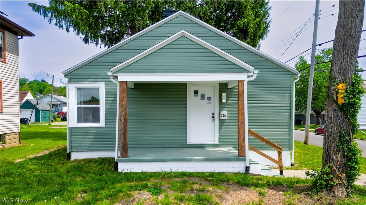 754 Munson Avenue Zanesville OH 43701