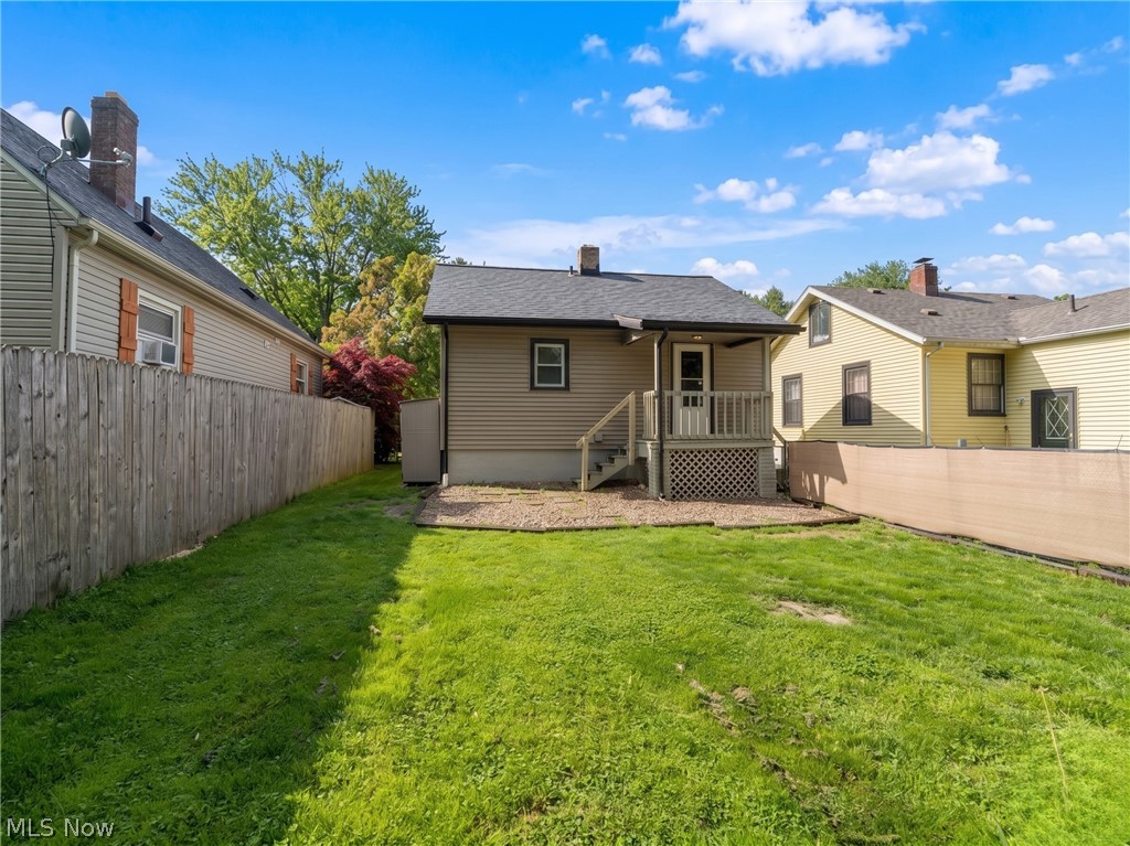 557 Washington Avenue Barberton OH 44203