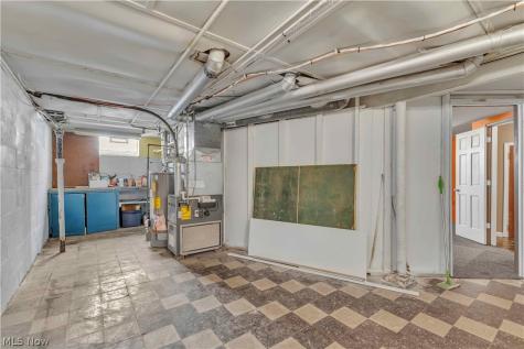 3396 W 151st Street Cleveland OH 44111