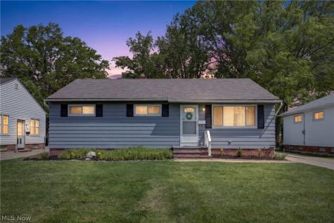 30121 Vineyard Road Willowick OH 44095