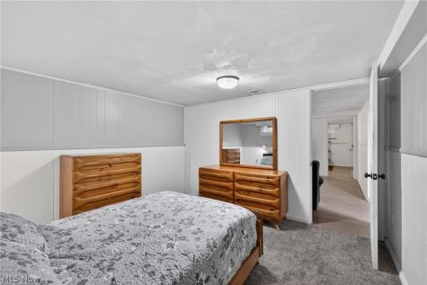 30121 Vineyard Road Willowick OH 44095