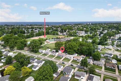 30121 Vineyard Road Willowick OH 44095