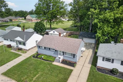 30121 Vineyard Road Willowick OH 44095