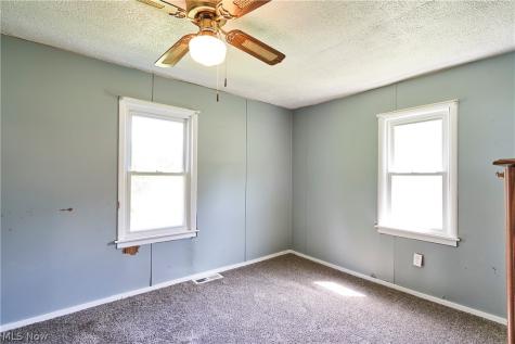 4293 Summit Road Norton OH 44203