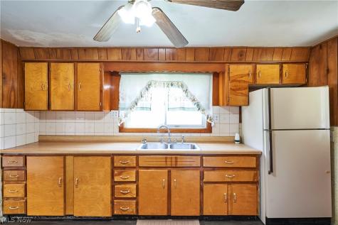 4293 Summit Road Norton OH 44203