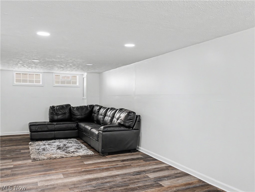 294 E 264th Street Euclid OH 44132
