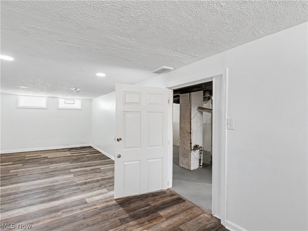 294 E 264th Street Euclid OH 44132