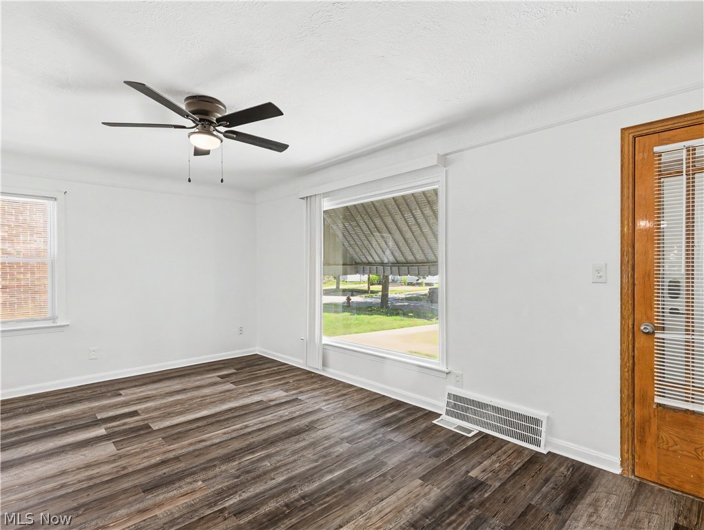 294 E 264th Street Euclid OH 44132