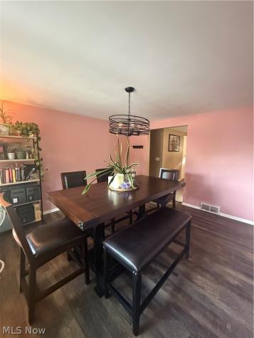 800 Woodview Drive NE Massillon OH 44646