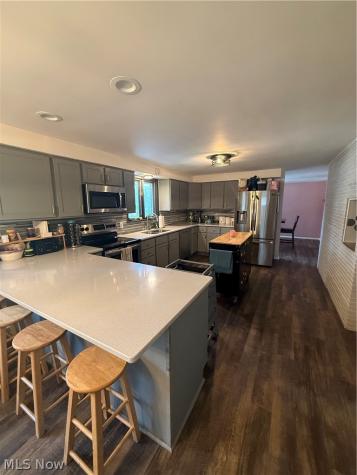 800 Woodview Drive NE Massillon OH 44646