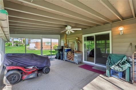 2271 Jacqueline Drive Parma OH 44134