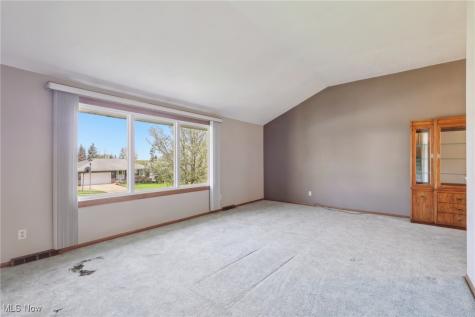2271 Jacqueline Drive Parma OH 44134