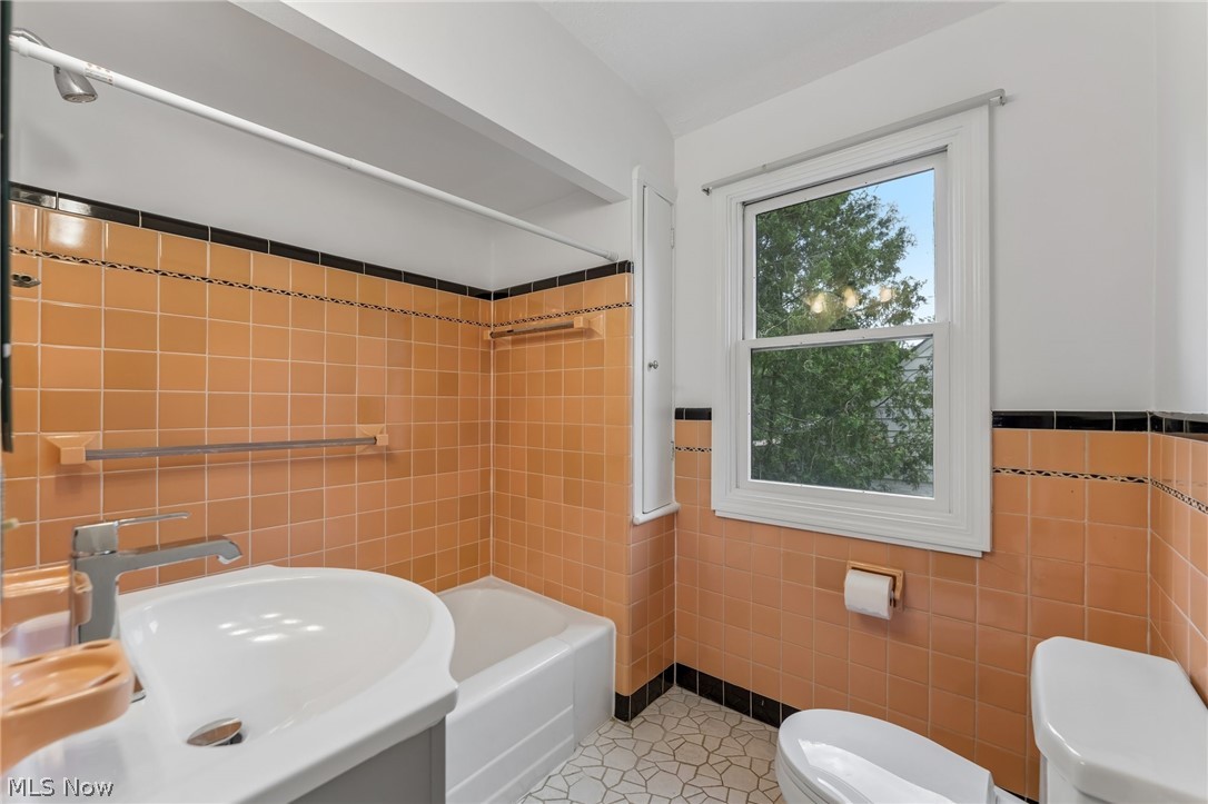1141 Bates Road Rocky River OH 44116