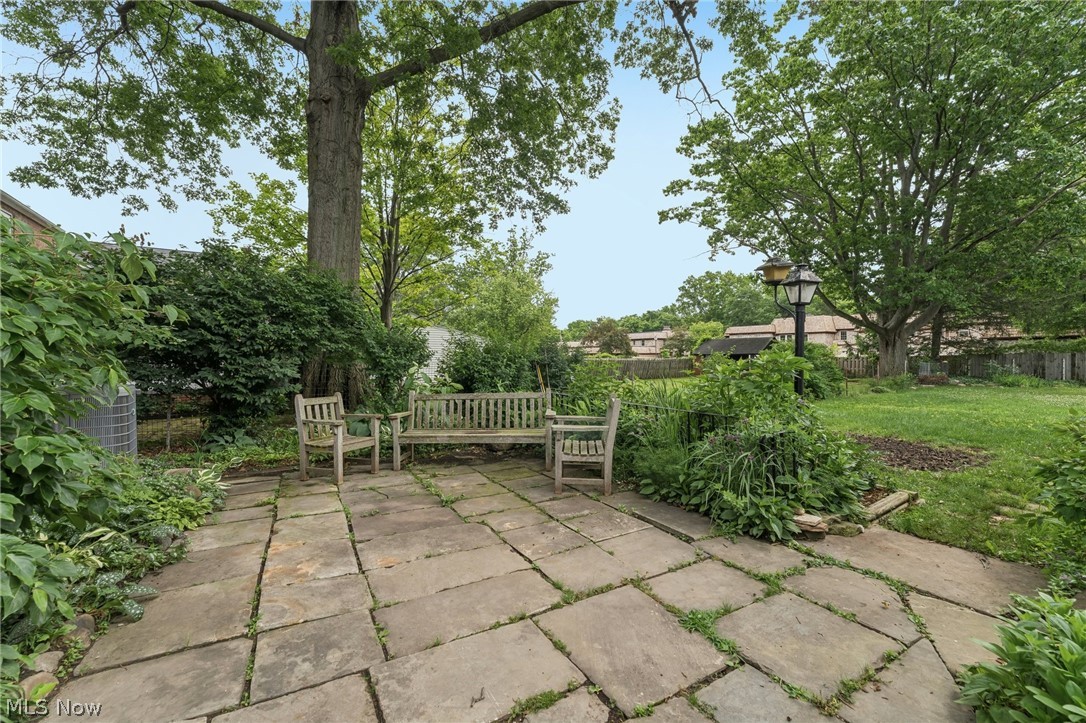 1141 Bates Road Rocky River OH 44116