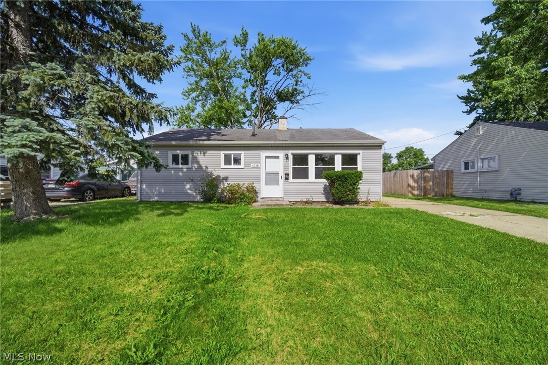 4316 Charleston Avenue Lorain OH 44055