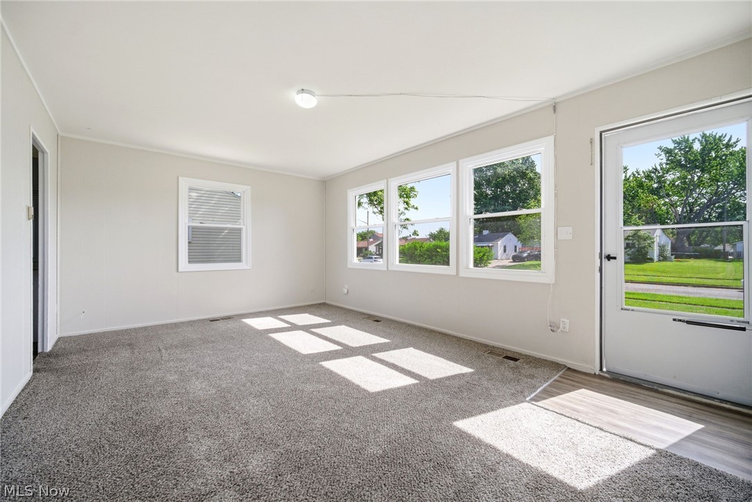 4316 Charleston Avenue Lorain OH 44055