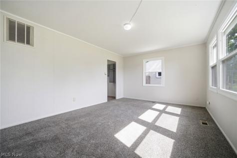 4316 Charleston Avenue Lorain OH 44055