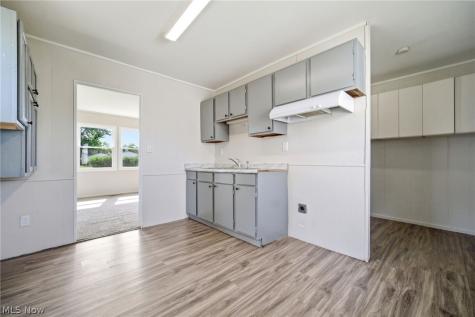 4316 Charleston Avenue Lorain OH 44055