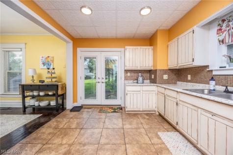 129 Woodland Avenue Marietta OH 45750