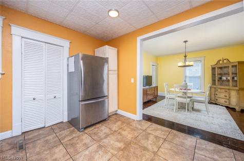 129 Woodland Avenue Marietta OH 45750