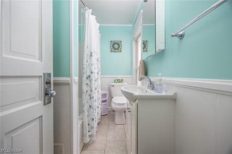129 Woodland Avenue Marietta OH 45750